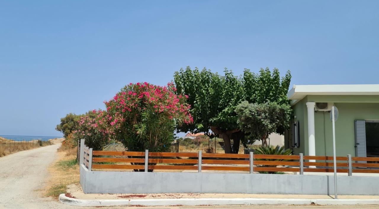 فيلا Lahardi - Seaside House كيساموس المظهر الخارجي الصورة